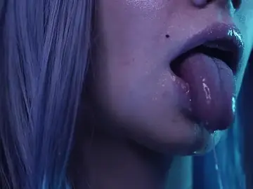 Stripchat Free Live Porn of ginger_hugs