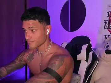 Stripchat Nude Webcam of Alessandro_Vanni
