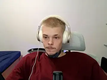 Stripchat Live Sex Cam of DENIS_HERE