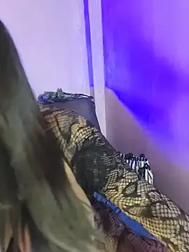 Stripchat Live Sex Cam of XXX_harna