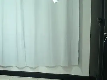 Stripchat Live Sex Cam of ElenaStone_