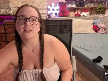 Stripchat Sex Cam of Kimberly-Caprice
