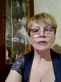Stripchat Live Sex Cam of SophieBurns