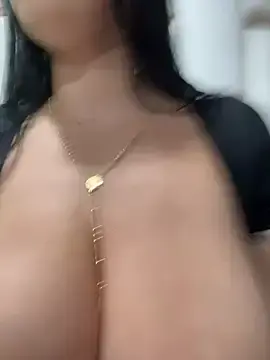 Stripchat Live Sex Cam of perla_kem_