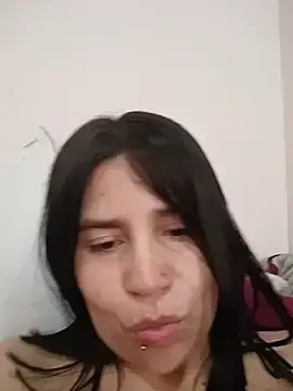 Stripchat Live Sex Cam of Cata_black