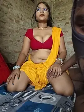 Stripchat Watch Live Sex Cams of Hey_Shiri_Bhabhi