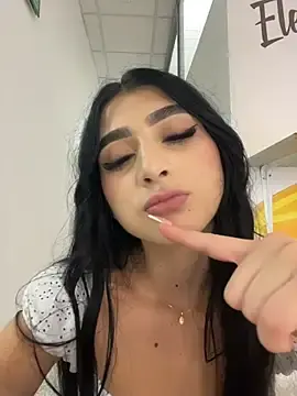 Stripchat Free Porn Cam of BadLilAngelXXX