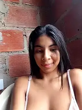 Stripchat Free Porn Cam of chaparritahot99