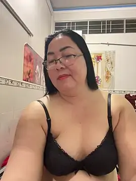 Stripchat Adult Webcam of Alinat_