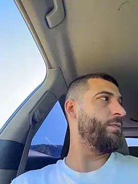 Stripchat Live Sex of Pablo_Hornyguy95