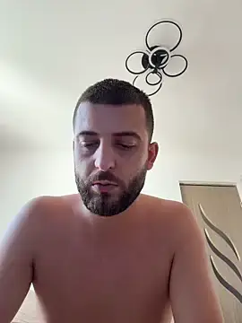 Stripchat Nude Webcam of Pablo_Hornyguy95