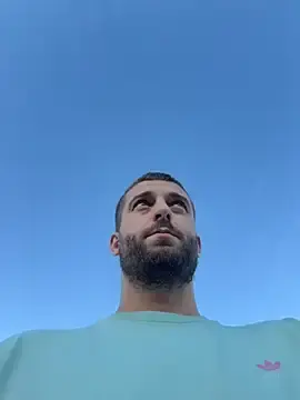 Stripchat Watch Live Sex Cams of Pablo_Hornyguy95