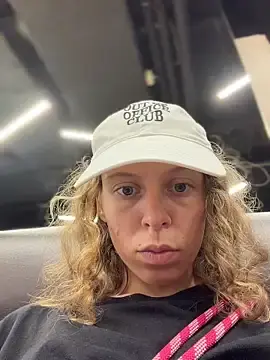Stripchat Live Sex of RinaMood