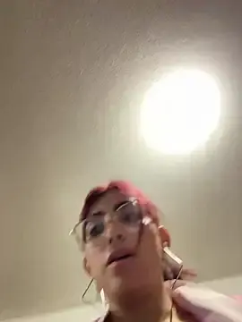Stripchat Live Porn of MartinaSooler