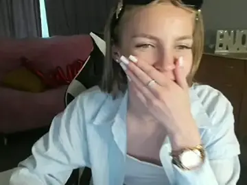 Stripchat Free Live Porn of HitGyrl