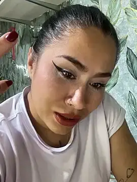 Stripchat Sex Cam of Sweet__Nurse1