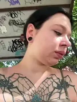 Stripchat Sex Cam of AlishaOfThorns