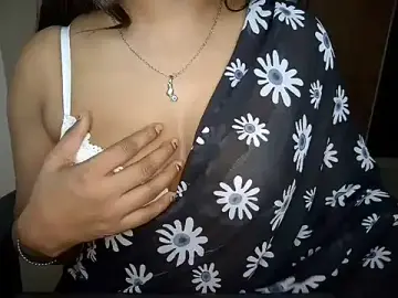 Stripchat Live Sex Cam of Lilly_star1