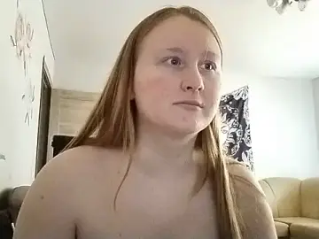 Stripchat Live Sex Cam of AnikaLipps
