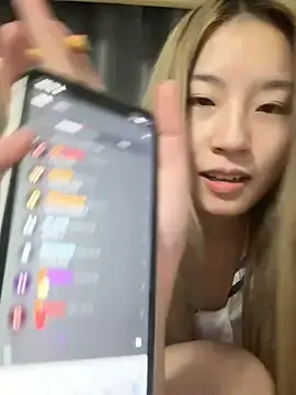 Stripchat Live Sex of Uugirl00