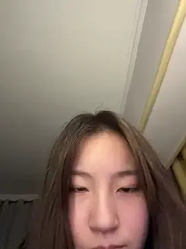 Stripchat Live Sex Cam of Uugirl00