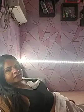 Stripchat Adult Webcams of ppatriciarabello