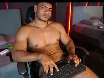Stripchat Live Sex of AndrewCollen