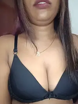 Stripchat Sex Cam of Tamil_kavinila