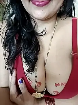 Stripchat Sex Cam of kaamuk_shweta