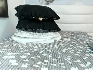 Stripchat Live Porn of emily_lady20