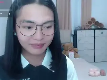 Stripchat Best Webcam of zhaviahale21