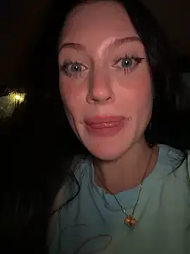 Stripchat Watch Live Sex Cams of Melissa_crazy