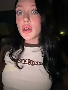 Stripchat Free Live Porn of Melissa_crazy