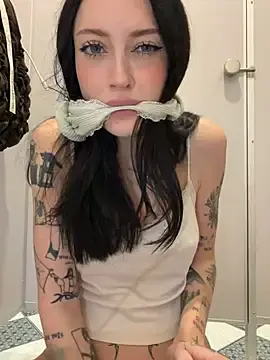 Stripchat Sex Cam of Melissa_crazy