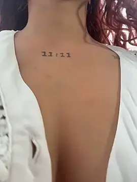 Stripchat Live Sex of roxyrougee
