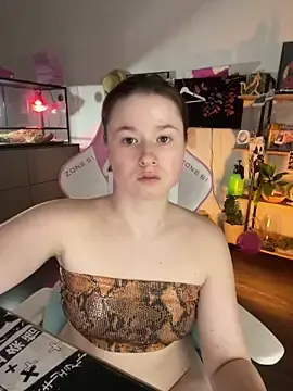 Stripchat Adult Webcams of sweetest_pie