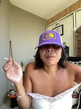 Stripchat Sex Cam of CamGirlBootyToes