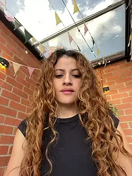 Stripchat Live Sex of alana15