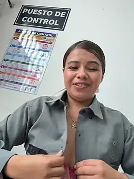 Stripchat Sex Cam of Ariana-07