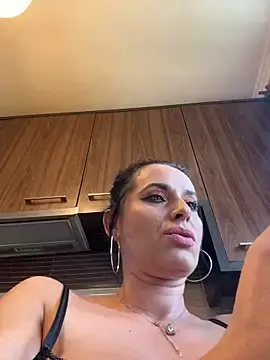Stripchat Sex Chat of Hotmomcheckk_