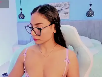 Stripchat Adult Webcam of amira_cute2