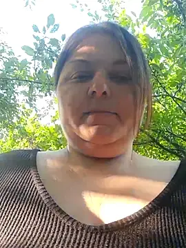 Stripchat Sex Cam of Dear_Natalia