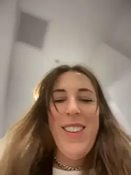 Stripchat Best Webcam of MommmyYummy