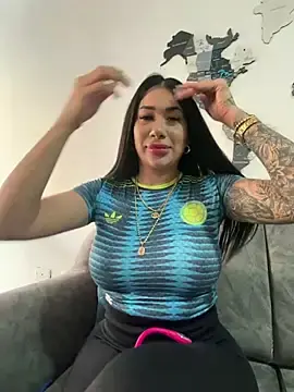 Stripchat Nude Webcam of kiim_taaylor