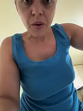 Stripchat Free Porn Cam of ladywithbigass