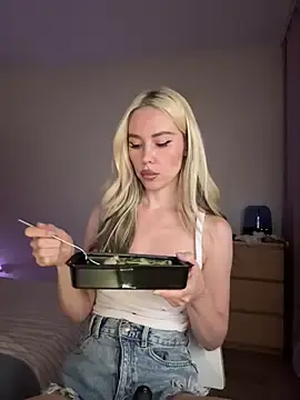 Stripchat Free Porn Cam of xDinnax
