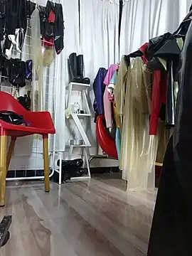 Stripchat Live Porn of LatexDevil_Blondie
