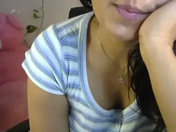 Stripchat Nude Webcam of Black_cat_cutie
