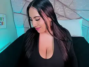 Stripchat Adult Video Chat of yayis_Betancur