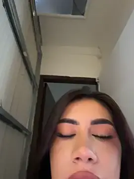 Stripchat Watch Live Sex Cams of clarachanelricek